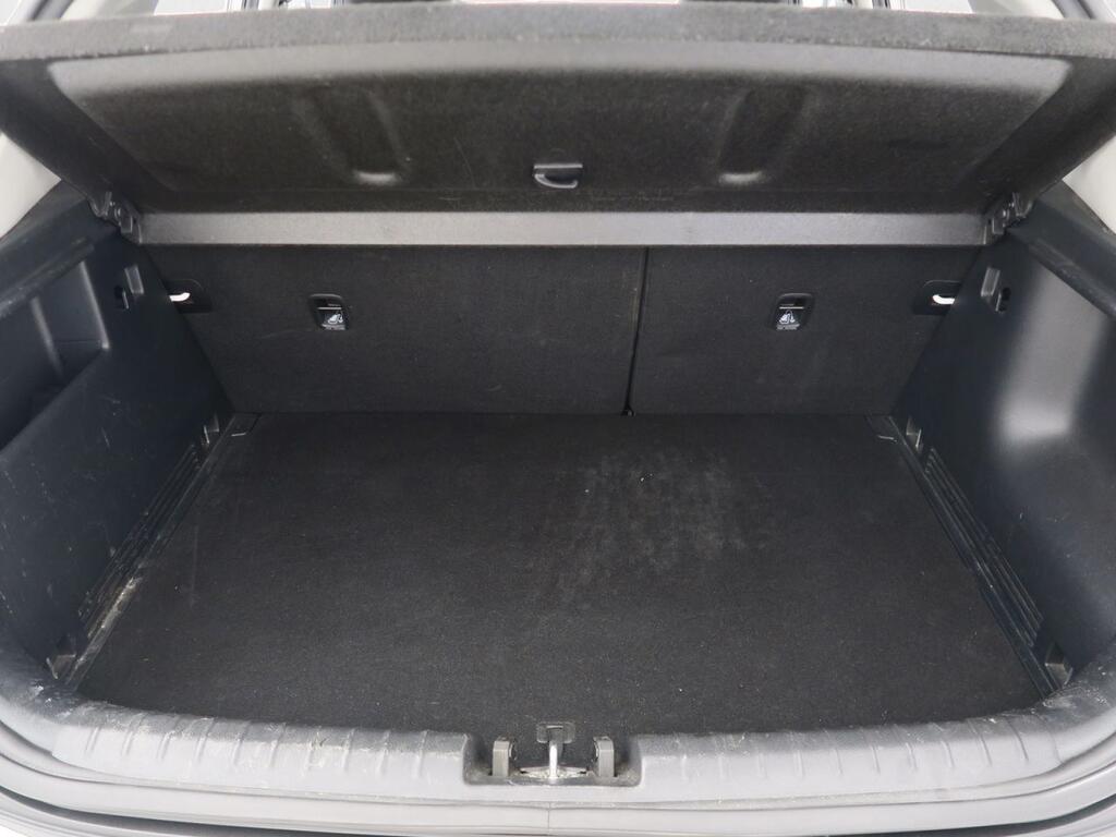 Kia Stonic SUV 1.2 DPI CONCEPT 84 5P 6