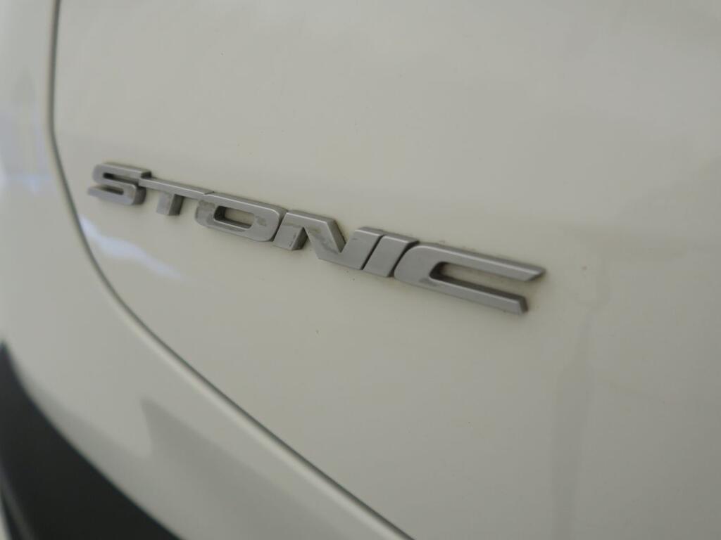 Kia Stonic SUV 1.2 DPI CONCEPT 84 5P 10