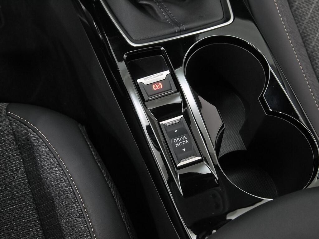 Peugeot 208 Allure Gasolina 100 S&S 6 Vel. MAN Segunda mano