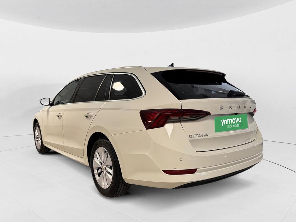 Skoda Octavia Combi 2.0 TDI 110kW DSG Ambition Plus
