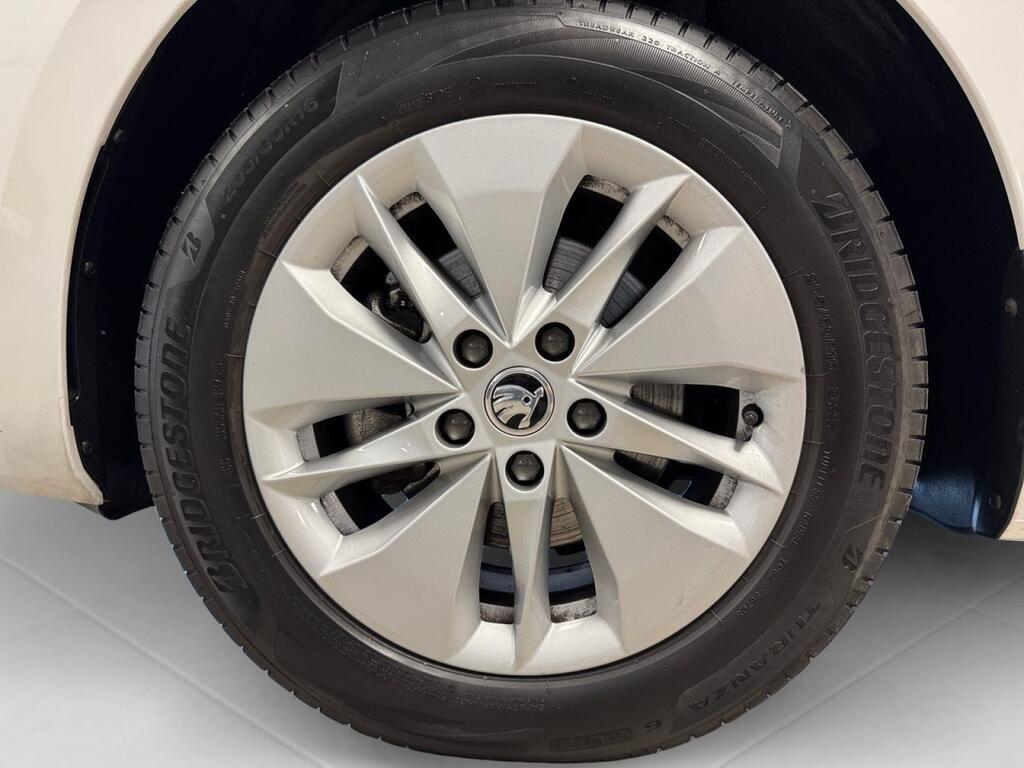 Skoda Octavia Combi 2.0 TDI 110kW DSG Ambition Plus