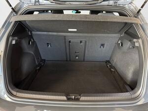 Volkswagen Golf R-Line 1.5 TSI 110kW (150CV) 7