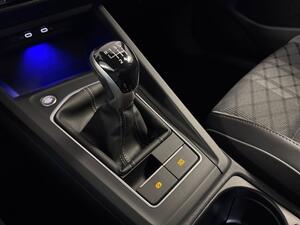 Volkswagen Golf R-Line 1.5 TSI 110kW (150CV) 17