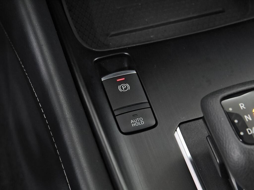 Nissan Qashqai DIG-T 116kW Xtronic N-Connecta