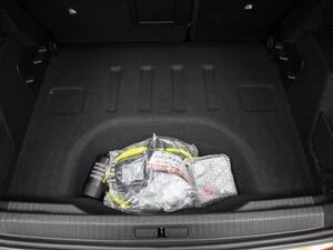 Citroën C4 ë-C4 eléctrico 100kW 50kWh Shine 28