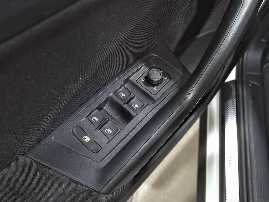 Volkswagen T-Roc Dark 1.0 TSI 81kW (110CV)