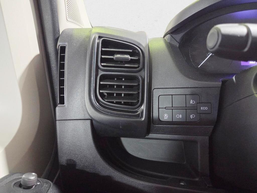 Peugeot Boxer FG 2.2 BHDI 120 L2H2 3.3T 4P 27