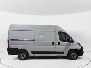 Peugeot Boxer FG 2.2 BHDI 120 L2H2 3.3T 4P 5
