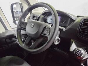 Peugeot Boxer FG 2.2 BHDI 120 L2H2 3.3T 4P 31