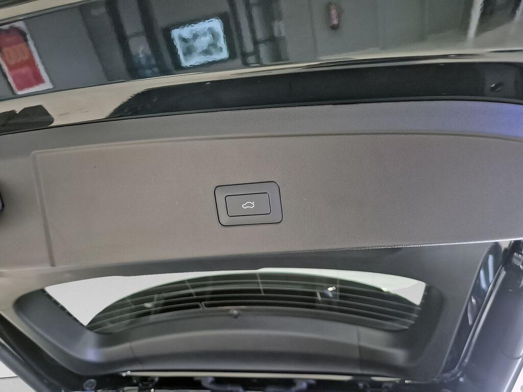 Ebro S900 PHEV 1.5 TGDI 3DHT 4X4 Luxury