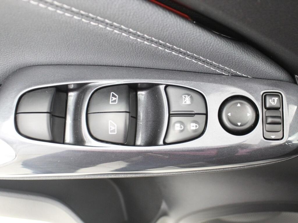 Nissan Juke DIG-T 84 kW (114 CV) DCT 7 V N-Connecta 24