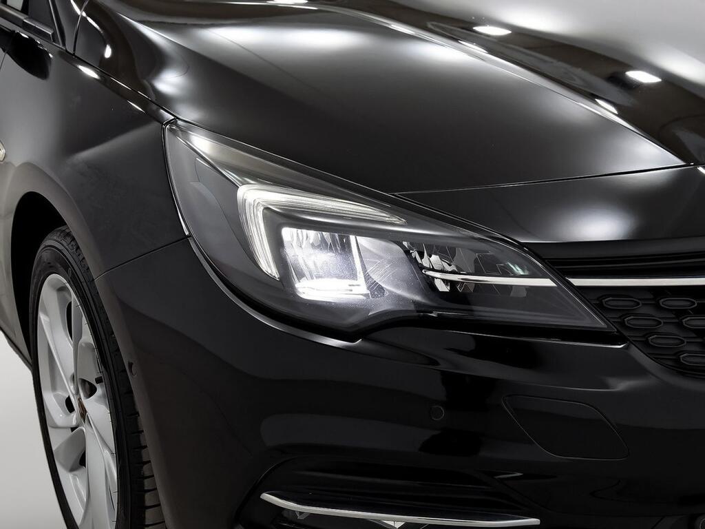 Opel Astra 1.2T SHL 81kW (110CV) Design & Tech 31