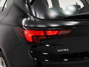 Opel Astra 1.2T SHL 81kW (110CV) Design & Tech 32