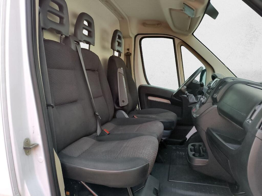 Peugeot Boxer ** BOXER 2.2 BHDI 120CV L2H2 333 4P Segunda mano