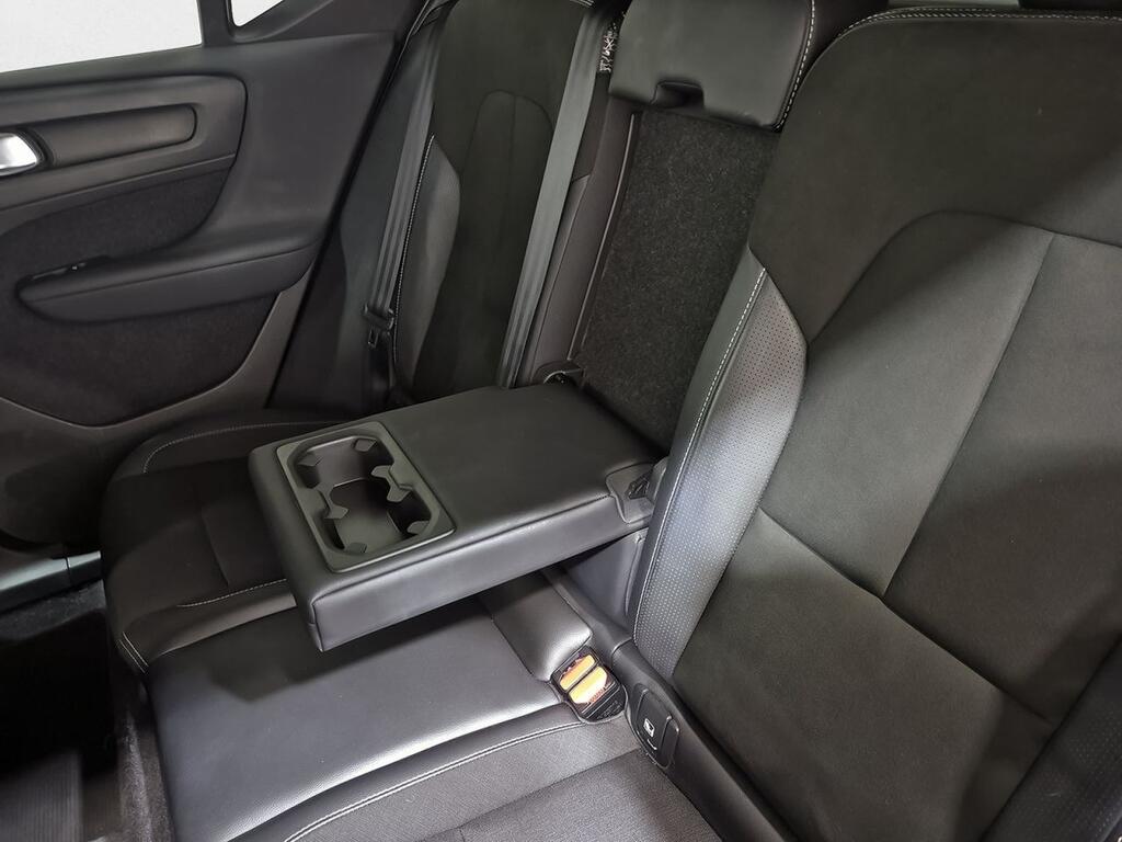 Volvo XC40 1.5 T3 R-Design 30