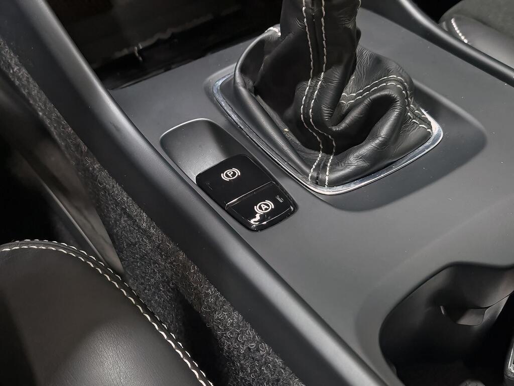 Volvo XC40 1.5 T3 R-Design 26