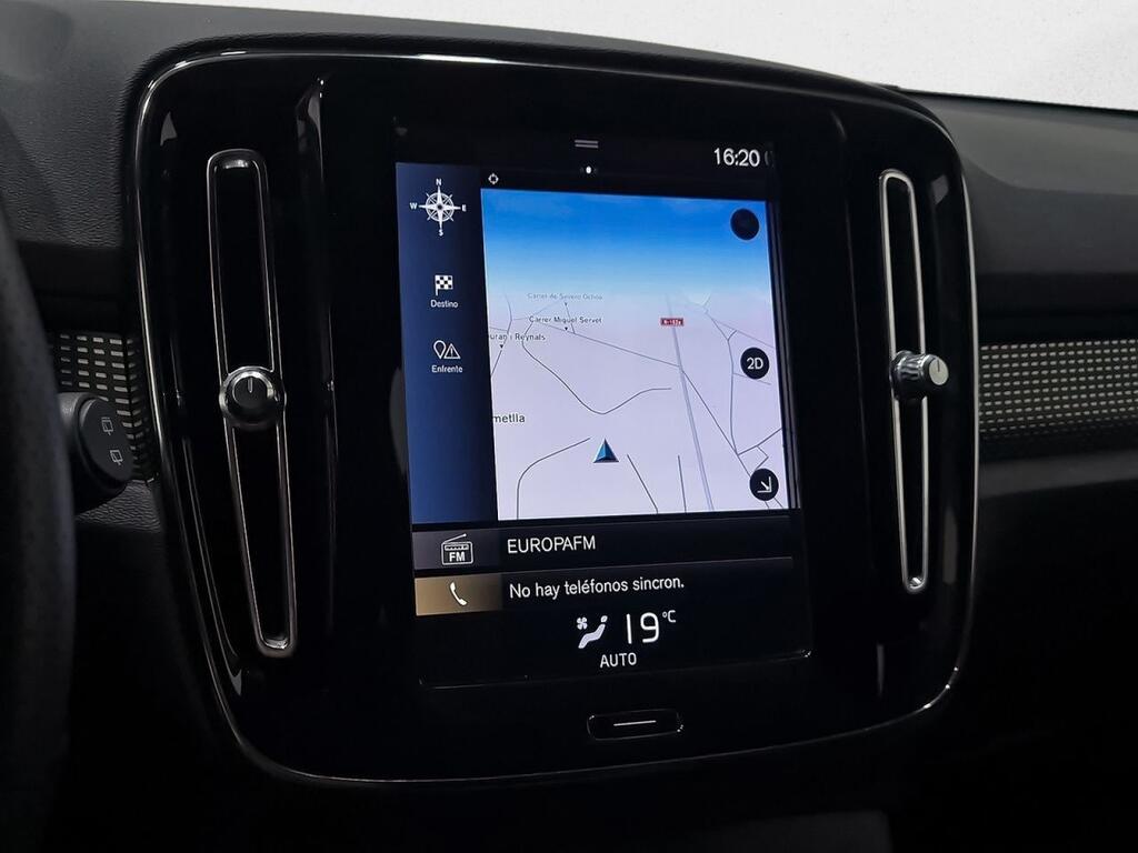 Volvo XC40 1.5 T3 R-Design 21