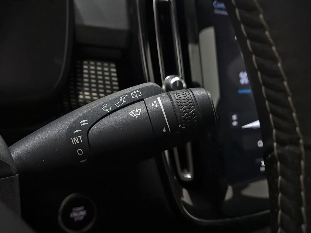 Volvo XC40 1.5 T3 R-Design 15