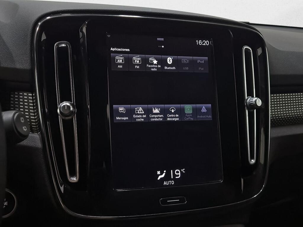 Volvo XC40 1.5 T3 R-Design 22