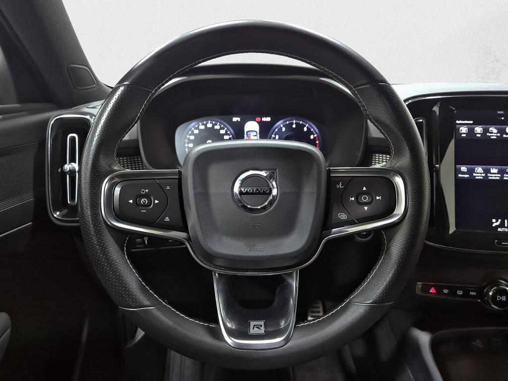 Volvo XC40 1.5 T3 R-Design 19