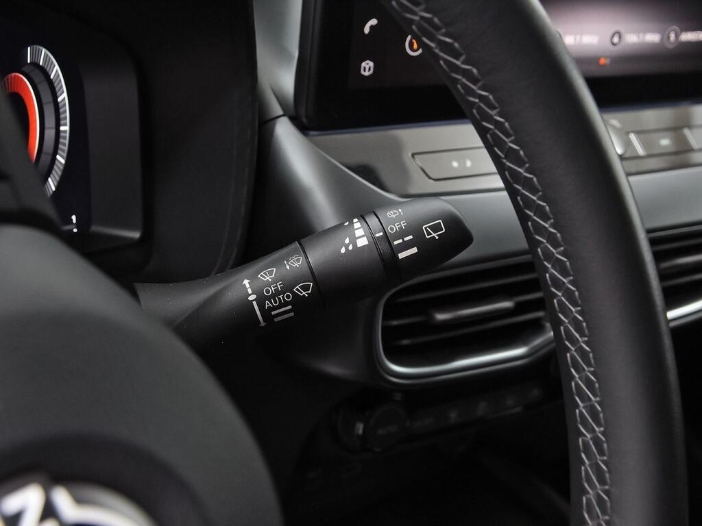Nissan Juke DIG-T 84 kW (114 CV) 6M/T N-Connecta