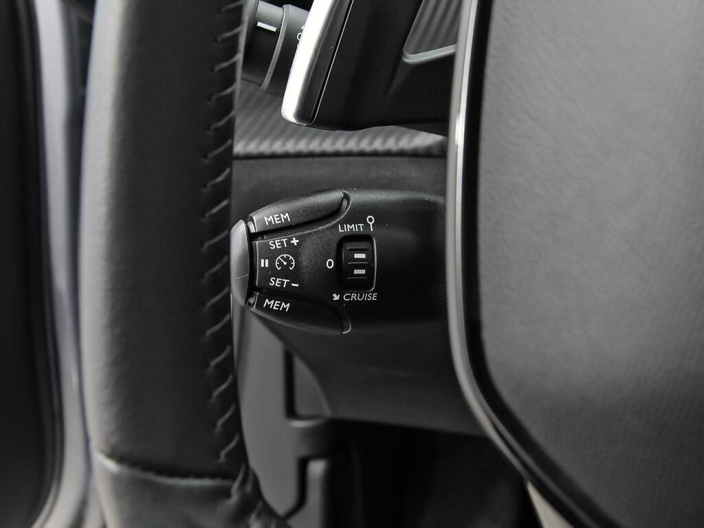 Peugeot 2008 Allure Puretech 130 S&S EAT8
