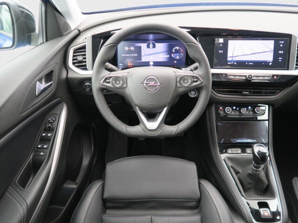 Opel Grandland ULTIMATE 1,2 TURBO S/S MT6 130CV 5P
