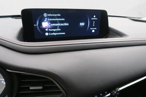 Mazda CX-30 e-SKYACTIV G MHEV 90kW Homura 12
