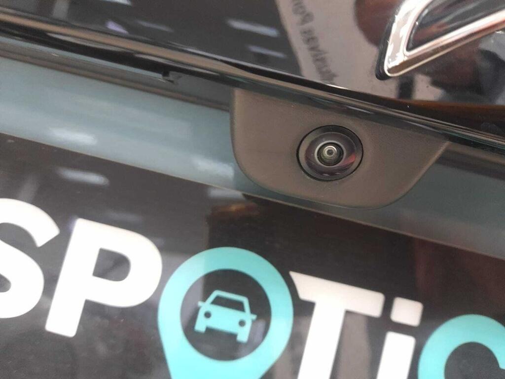 Citroën C4 PureTech 130 S&S EAT8 Plus