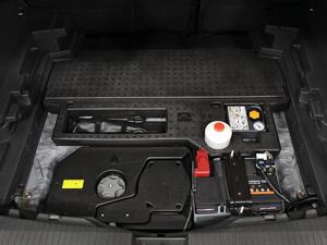 Nissan X-Trail 5pl 1.5 e-4ORCE 158kW 4x4 A/T Adventure 40