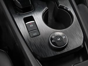 Nissan X-Trail 5pl 1.5 e-4ORCE 158kW 4x4 A/T Adventure 36