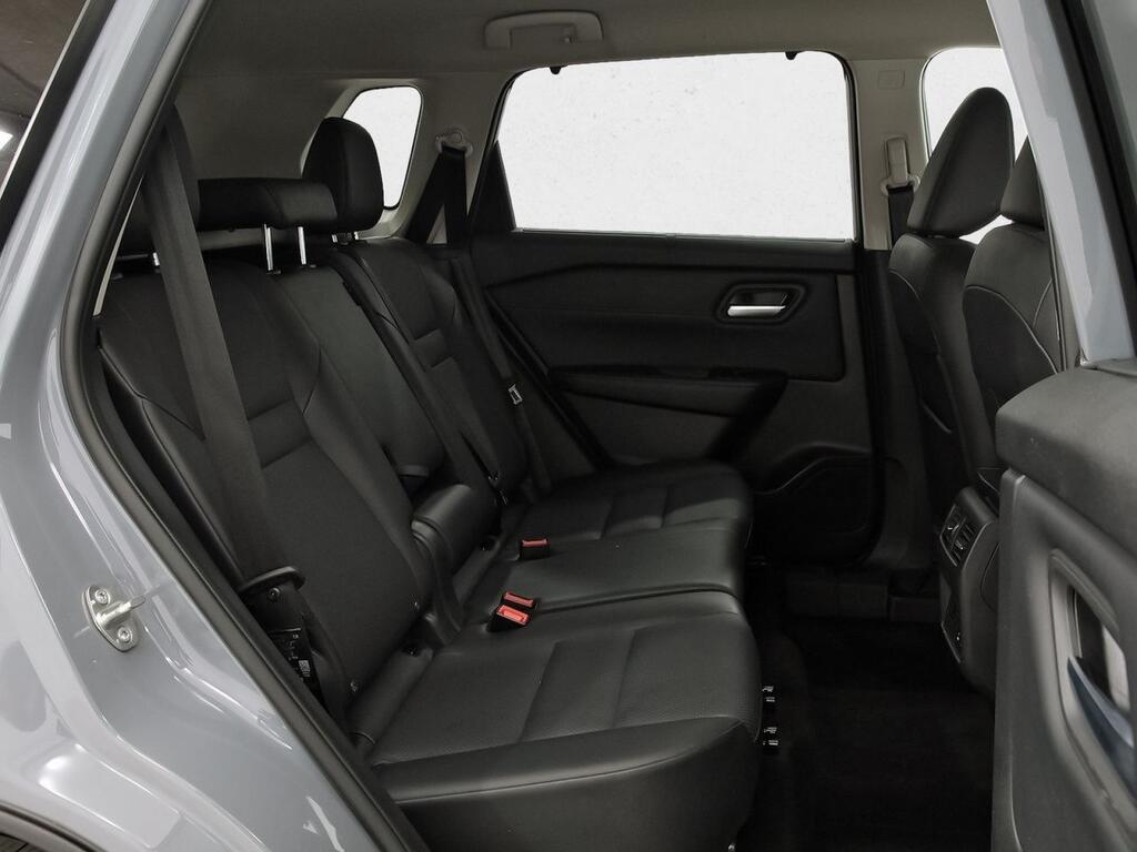 Nissan X-Trail 5pl 1.5 e-4ORCE 158kW 4x4 A/T Adventure 8