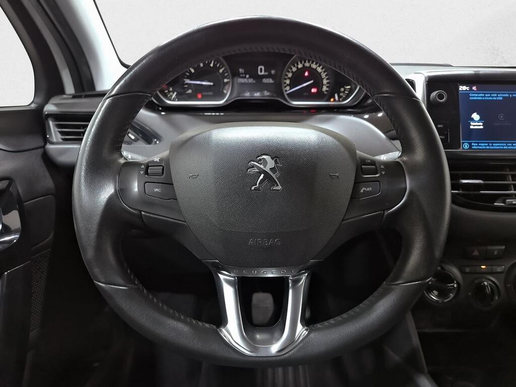 Peugeot 208 5P Signature 1.2L PureTech 60KW (82CV) 20