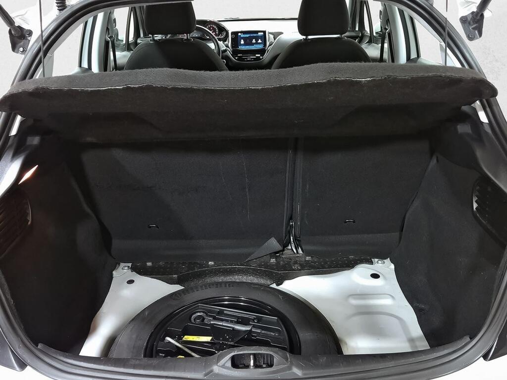 Peugeot 208 5P Signature 1.2L PureTech 60KW (82CV) 29