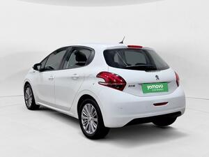 Peugeot 208 5P Signature 1.2L PureTech 60KW (82CV)