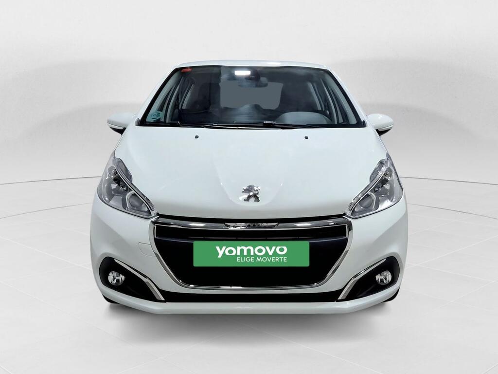 Peugeot 208 5P Signature 1.2L PureTech 60KW (82CV) 4