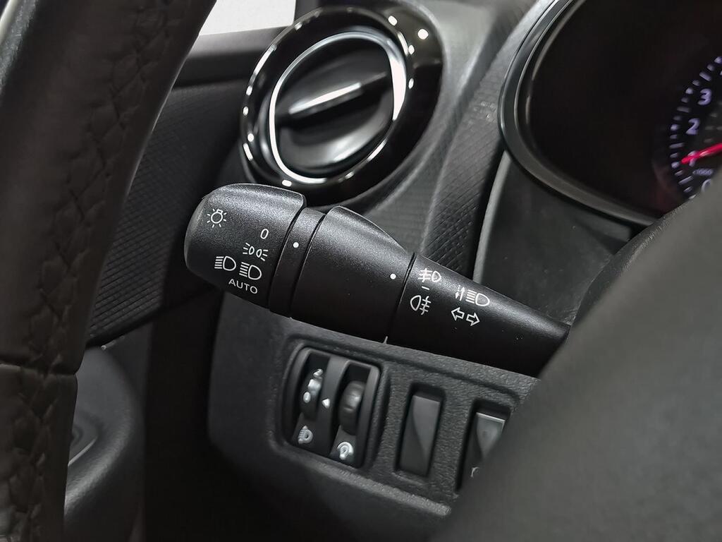Renault Clio Zen TCe 66kW (90CV) -18 15