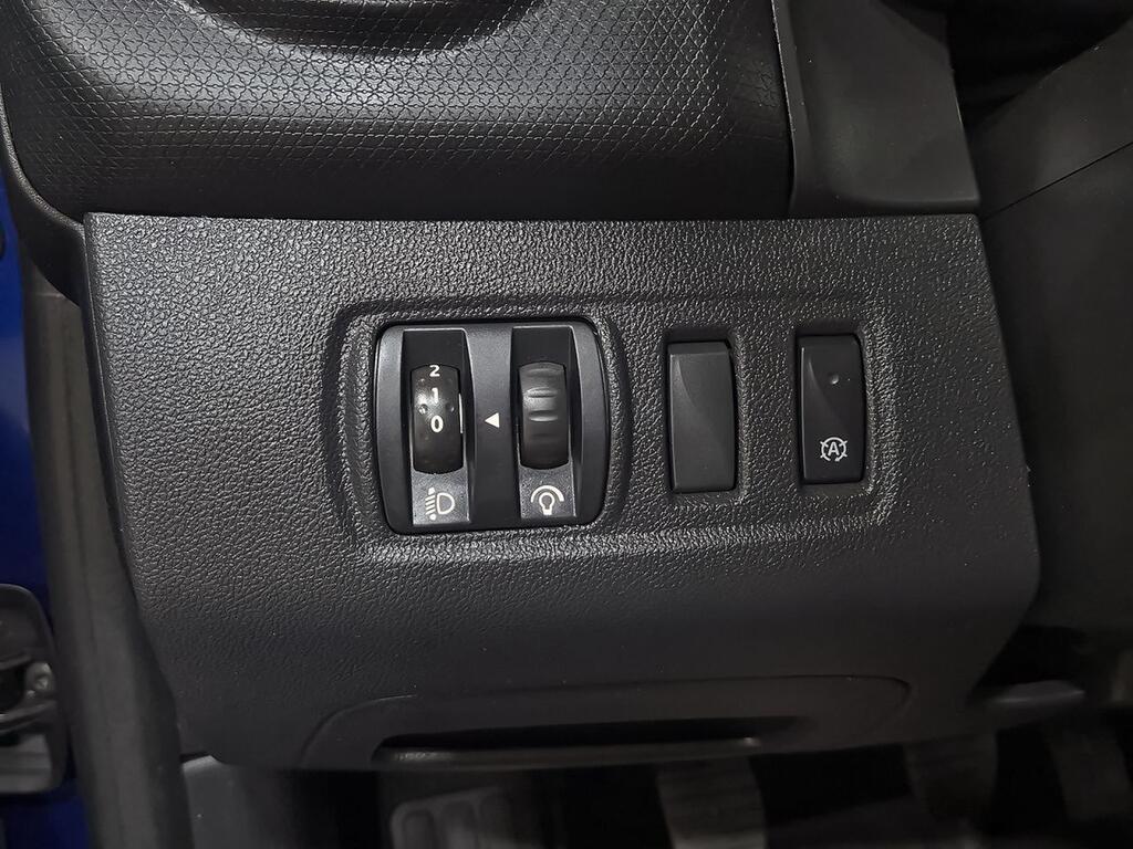 Renault Clio Zen TCe 66kW (90CV) -18 13