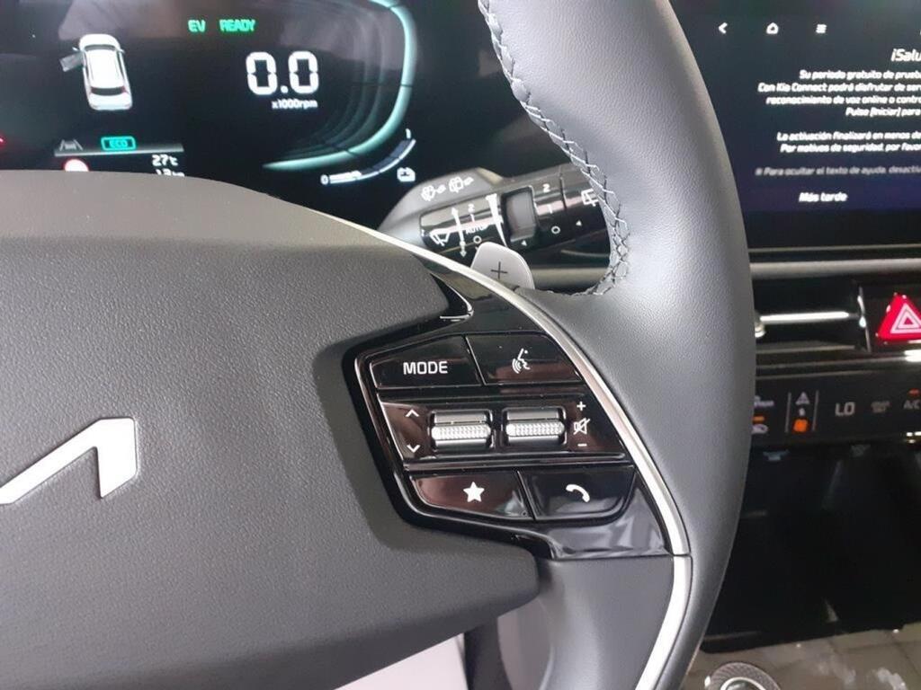 Kia Niro 1.6 GDi HEV 104kW (141CV) Drive