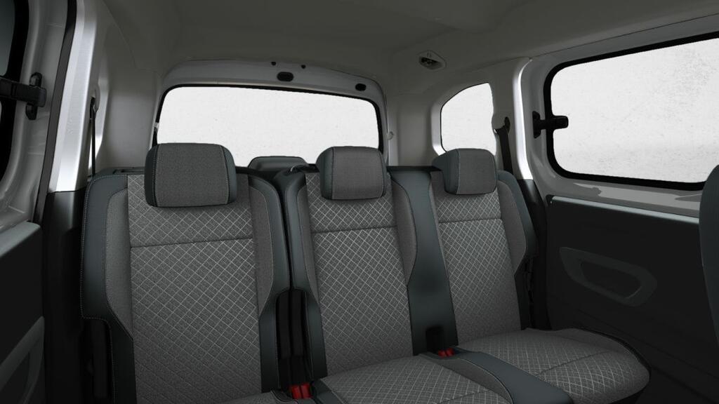 Opel Combo Cargo Combi 1.5 TD 74KW SWB 100 4P