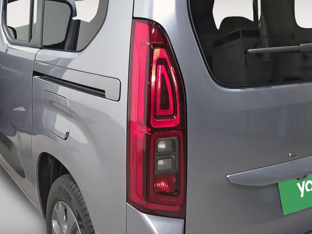 Opel Combo Cargo 1.5 TD 100 SWB 4P (KMO)
