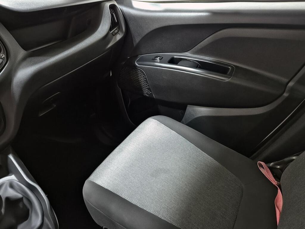 Fiat Doblò 1.3 MULTIJET 95CV SX MAXI 4P 23