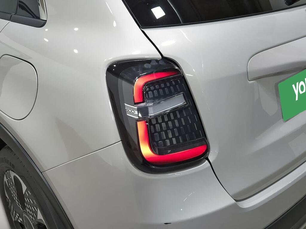Fiat 600 600 MHEV La prima 1.2 74kW (100CV) DDCT