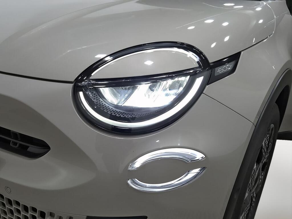 Fiat 600 600 MHEV La prima 1.2 74kW (100CV) DDCT