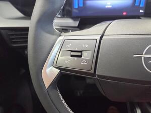 Opel Frontera 1.2T XHT Hybrid eDCT6 107kW Edition 15