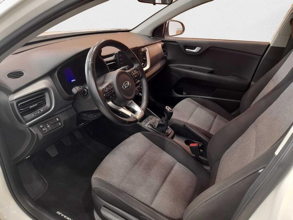 Kia Stonic 1.0 T-GDi 88kW (120CV) Concept Eco-Dynam 9