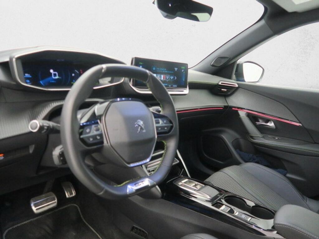 Peugeot 2008 Eléctrico GT 136 (100kW)
