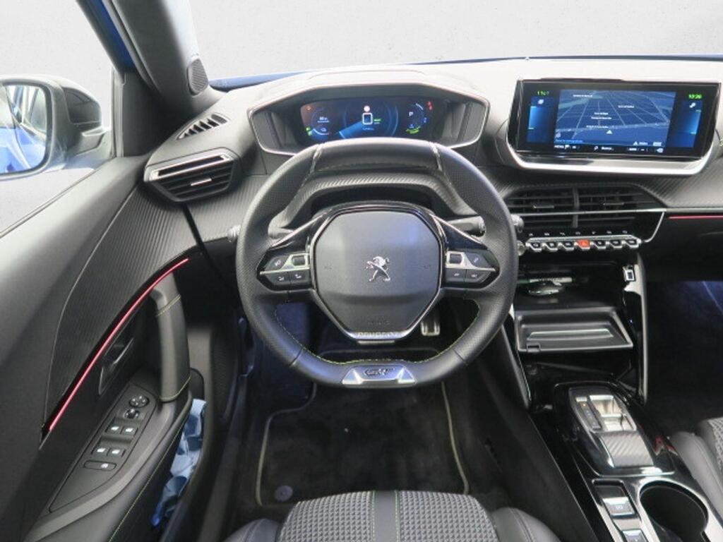 Peugeot 2008 Eléctrico GT 136 (100kW)