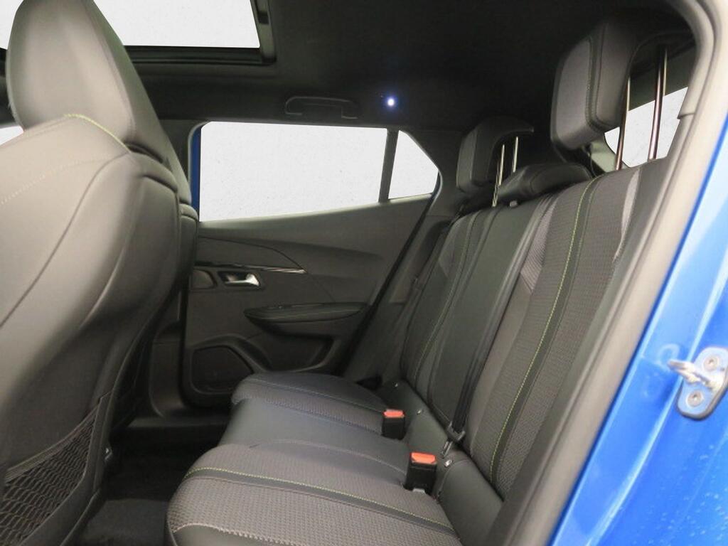 Peugeot 2008 Eléctrico GT 136 (100kW)