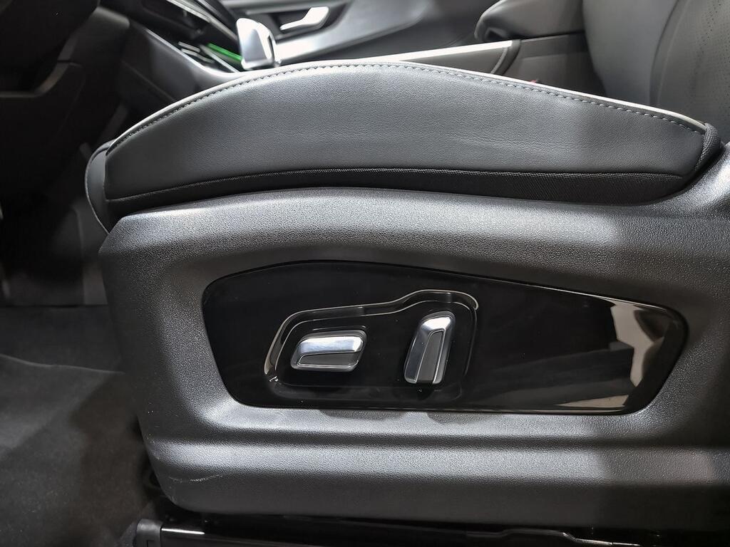 Ebro S400 1.5 DHE HEV Excellence CVT